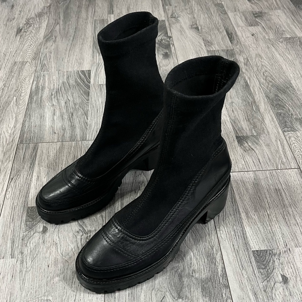 Nicole Saldana - Christina Boots Black Leather